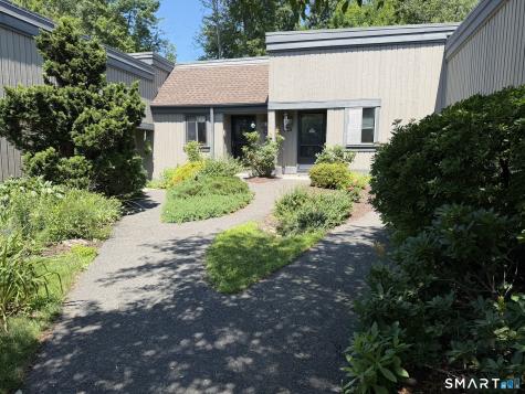 786 Heritage Village Southbury CT 06488