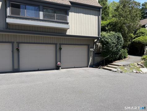 786 Heritage Village Southbury CT 06488