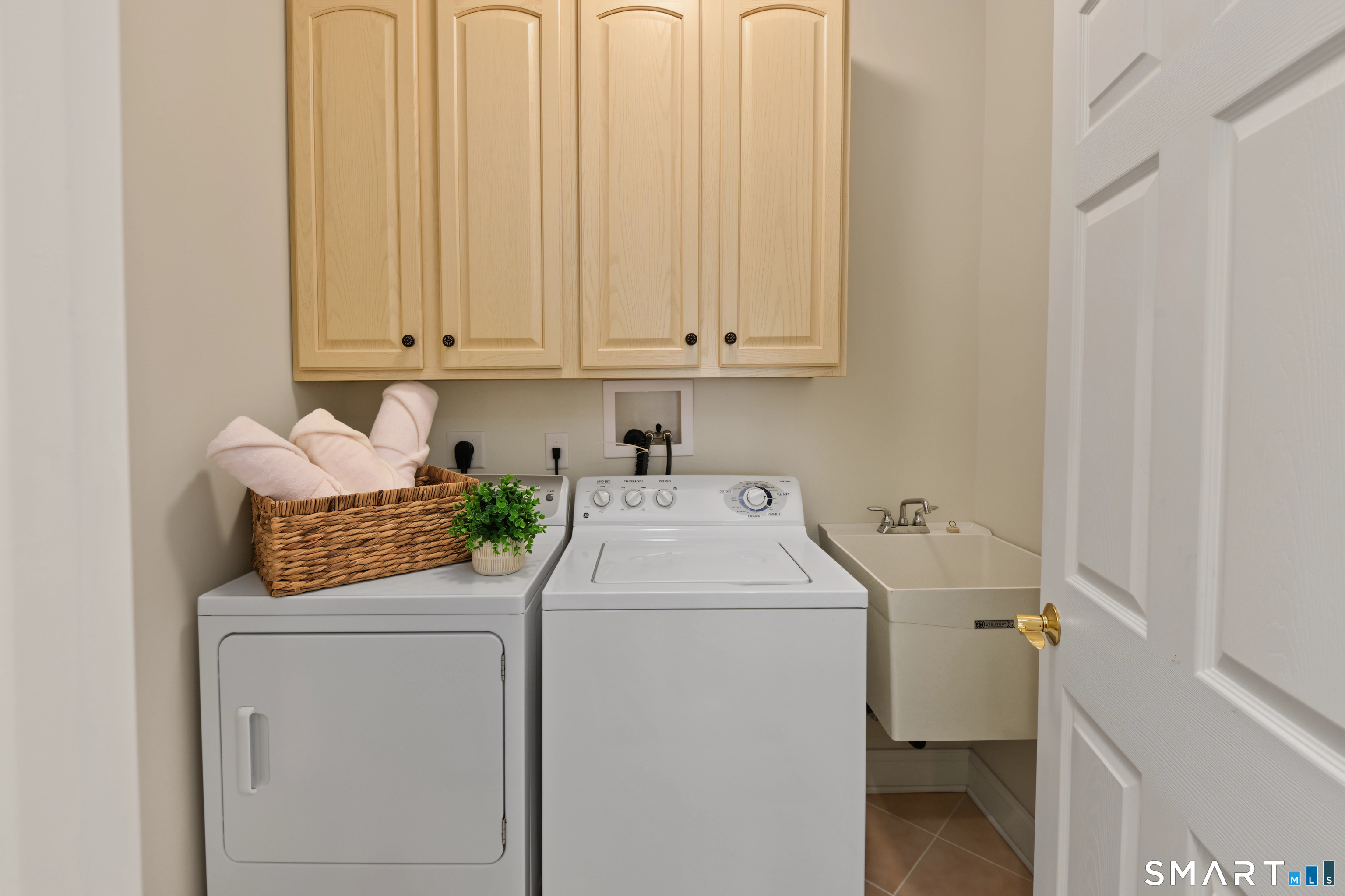 638 Danbury Road Ridgefield CT 06877