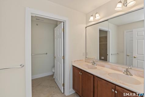 638 Danbury Road Ridgefield CT 06877