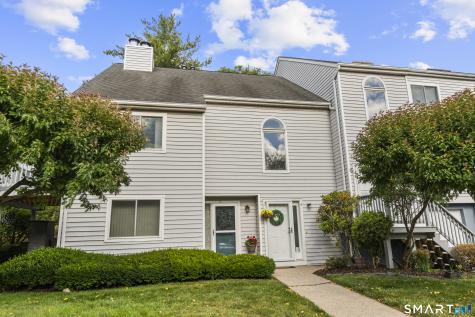 9 Clubhouse Drive Cromwell CT 06416