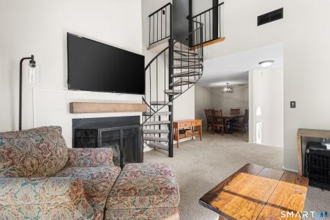 9 Clubhouse Drive Cromwell CT 06416