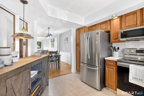 19 Wickhams Fancy Canton CT 06019