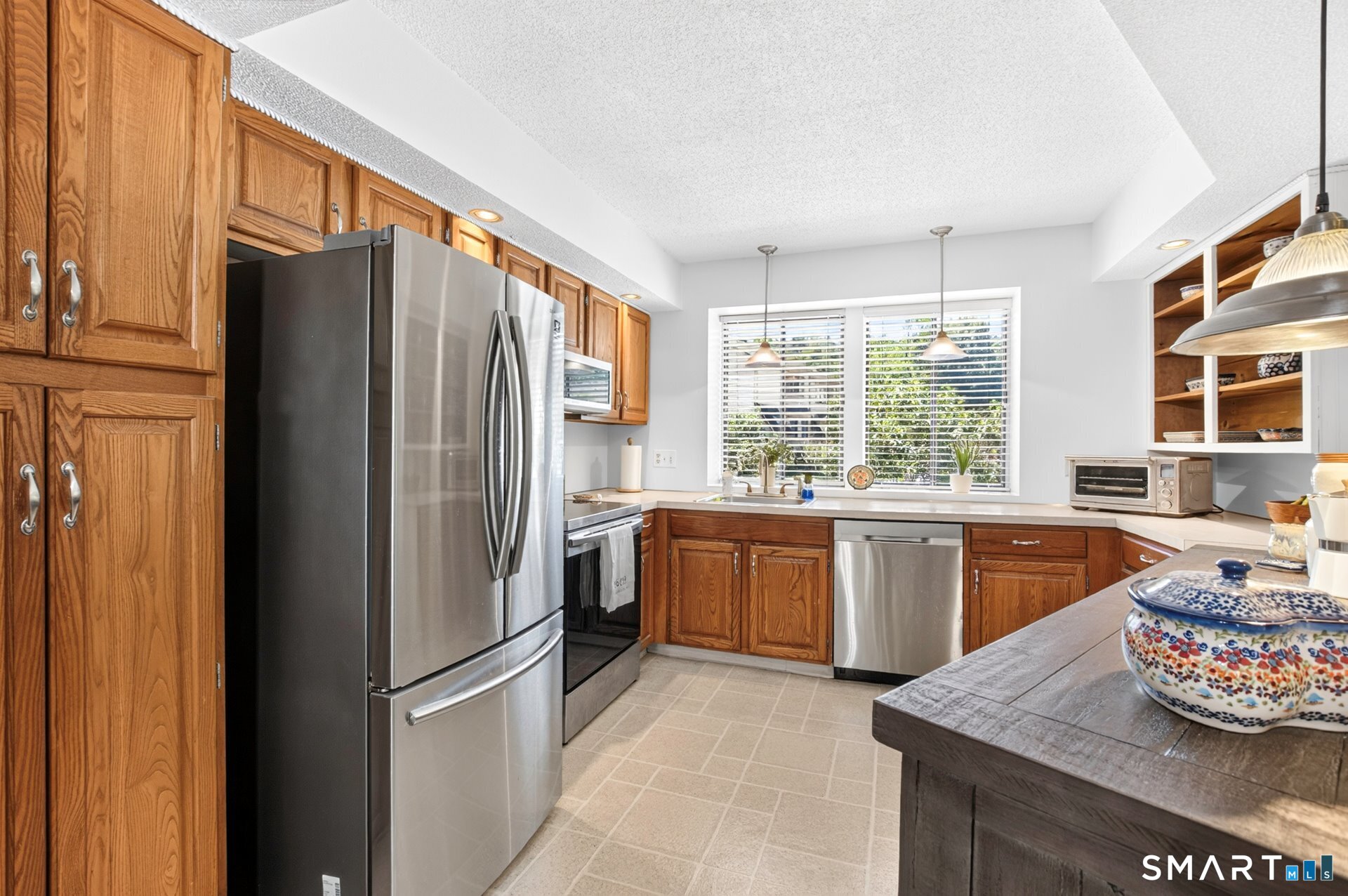 19 Wickhams Fancy Canton CT 06019