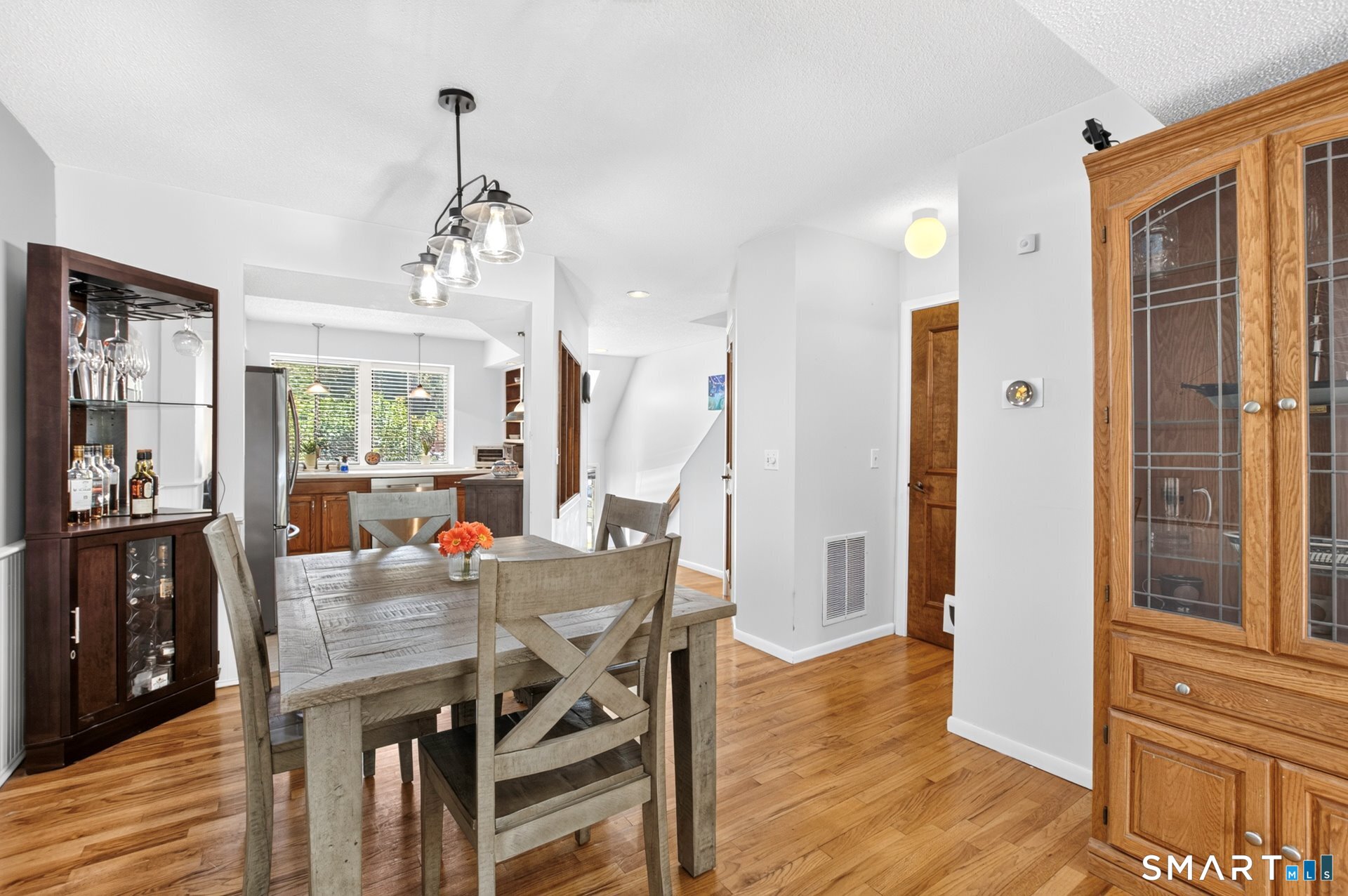 19 Wickhams Fancy Canton CT 06019