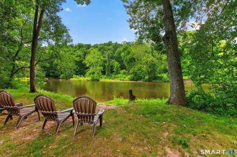 19 Wickhams Fancy Canton CT 06019