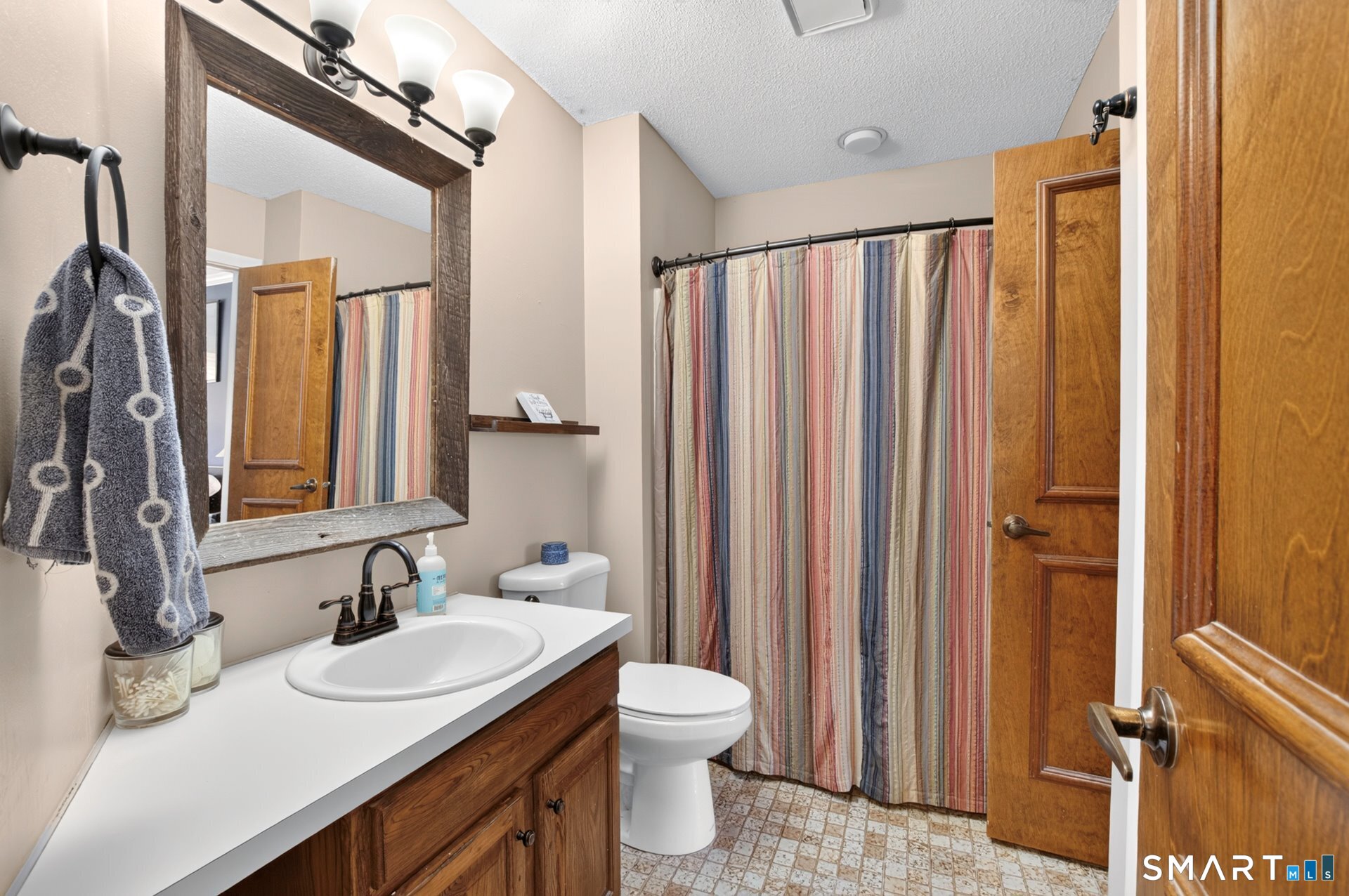 19 Wickhams Fancy Canton CT 06019