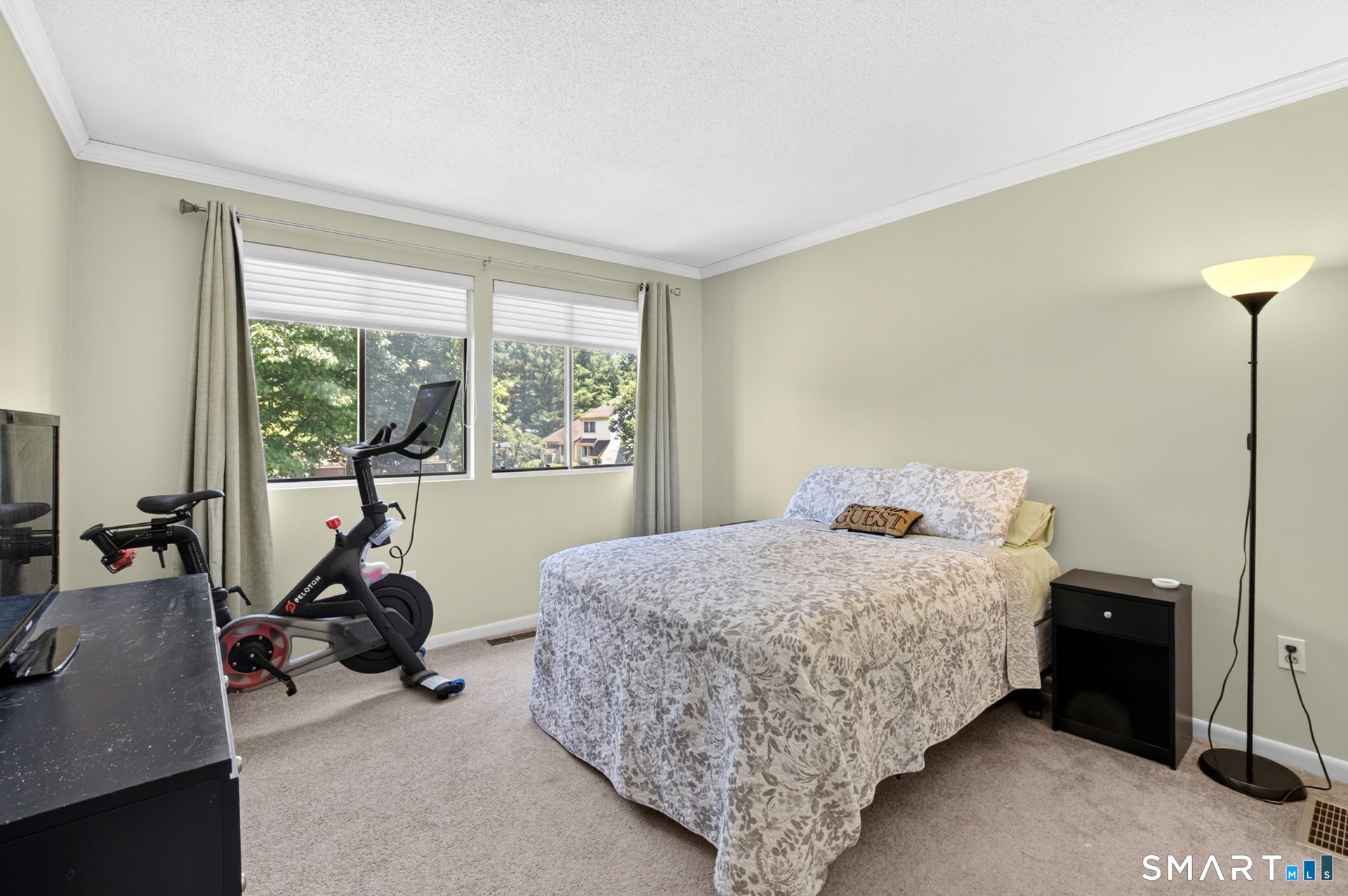 19 Wickhams Fancy Canton CT 06019