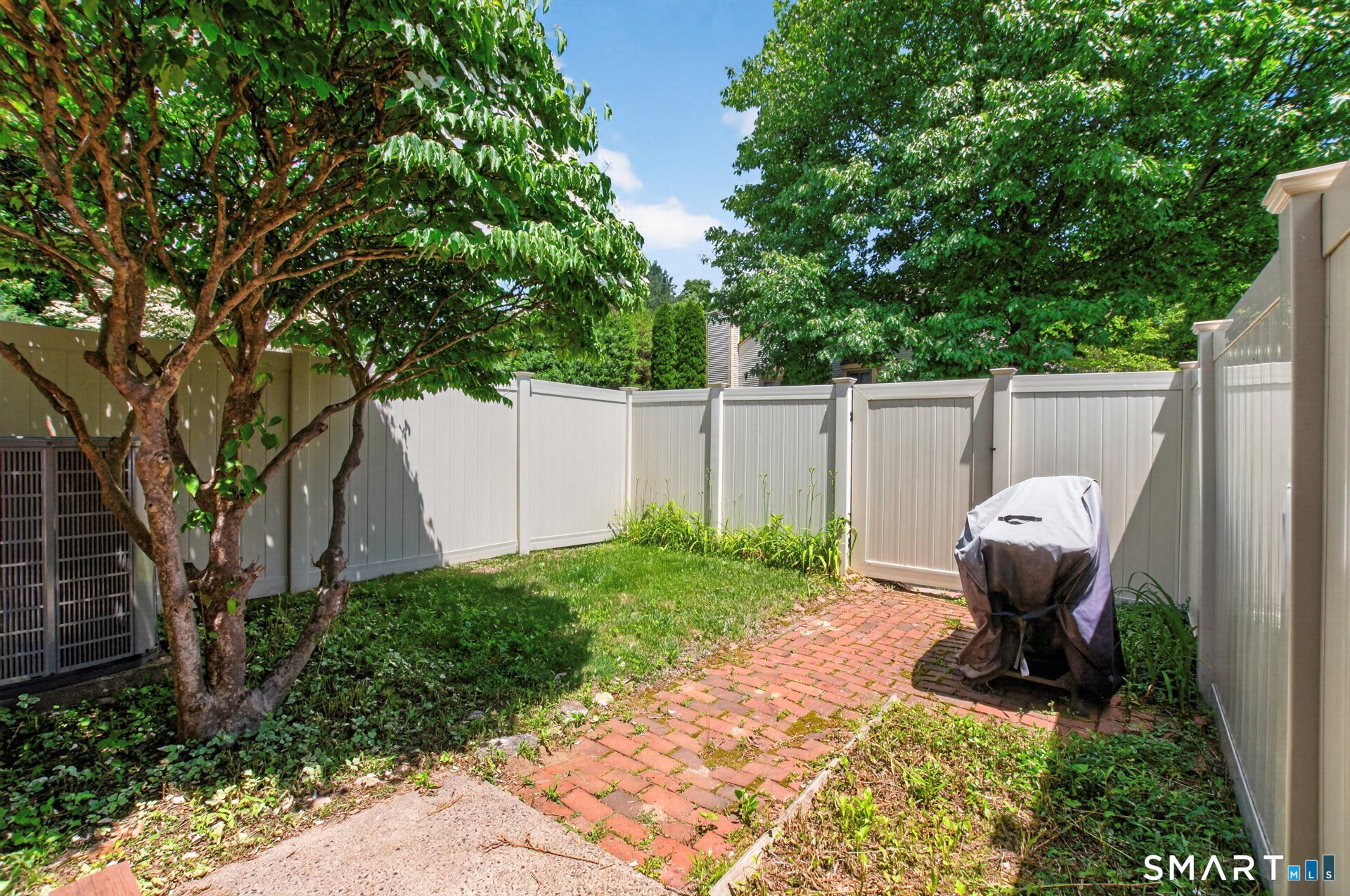 19 Wickhams Fancy Canton CT 06019