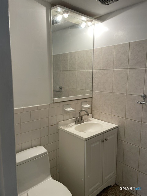139 Towne House Road Hamden CT 06514