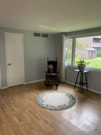 139 Towne House Road Hamden CT 06514