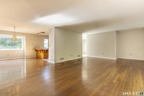 222 Deer Run Shelton CT 06484