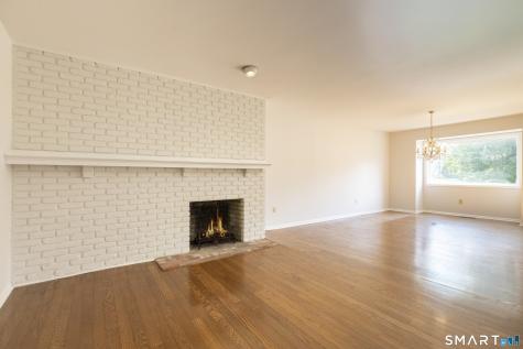 222 Deer Run Shelton CT 06484
