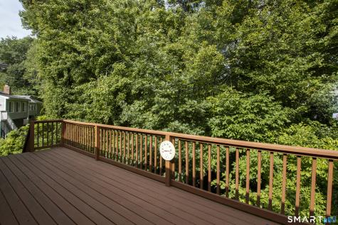 222 Deer Run Shelton CT 06484
