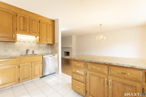 222 Deer Run Shelton CT 06484