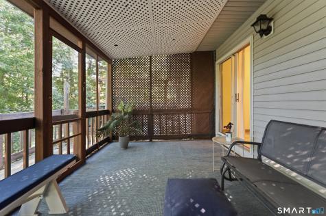 16 Vintner Place Enfield CT 06082