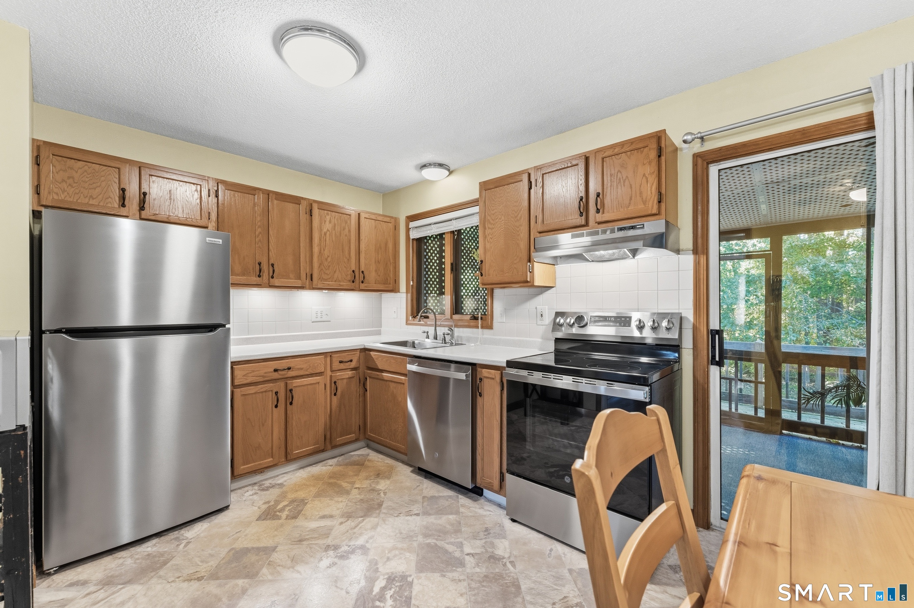 16 Vintner Place Enfield CT 06082