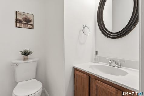 16 Vintner Place Enfield CT 06082