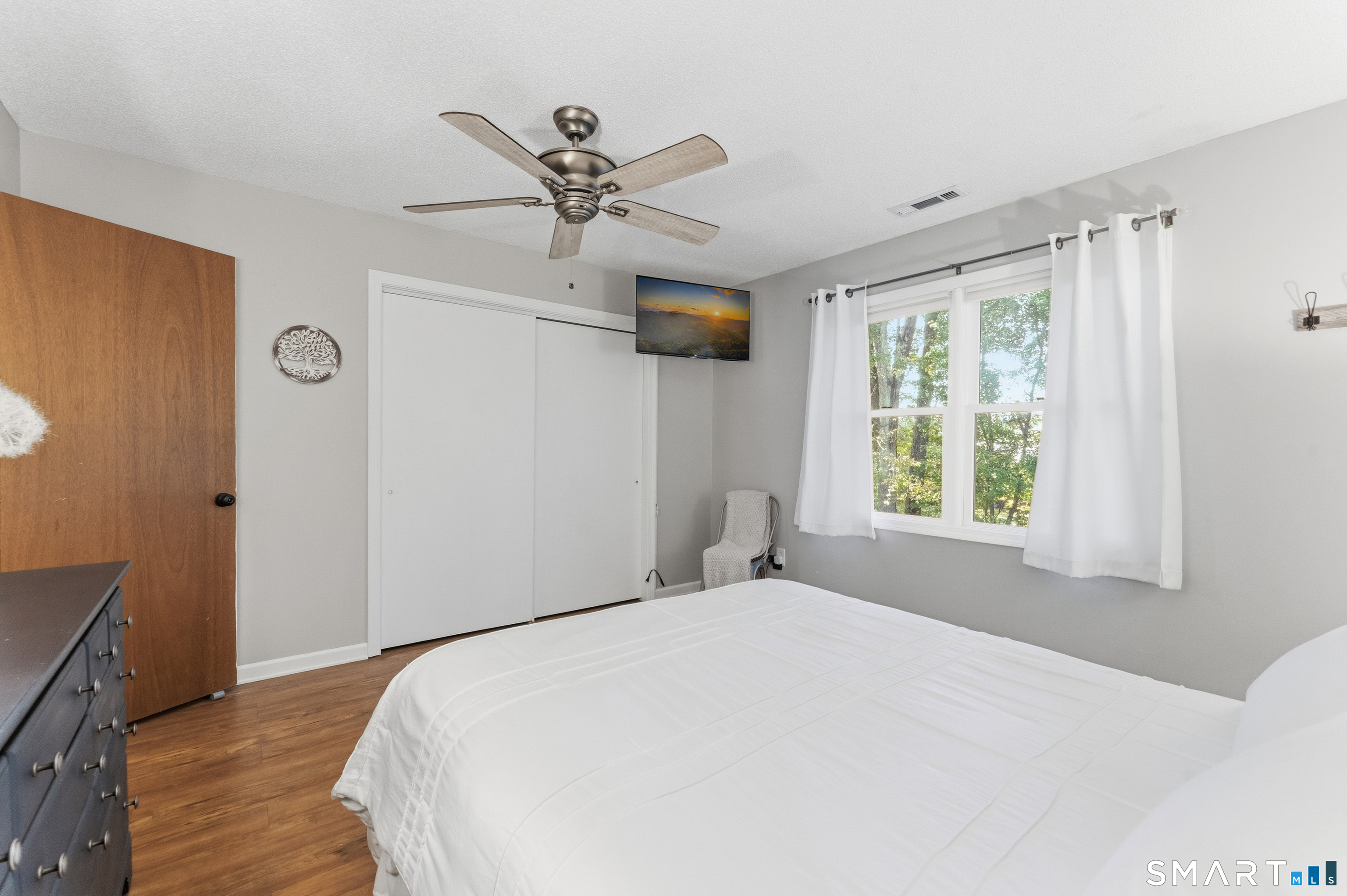 16 Vintner Place Enfield CT 06082