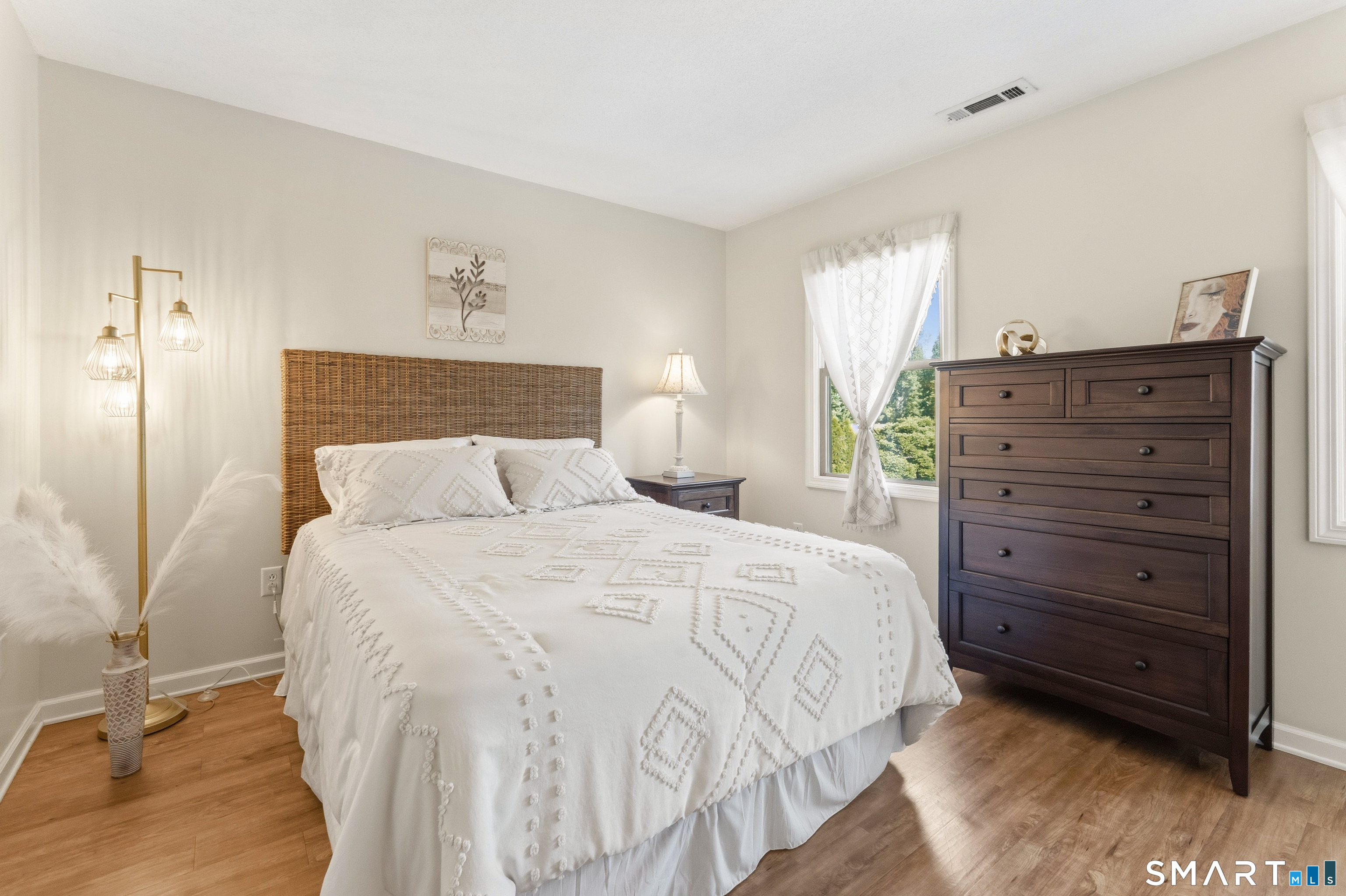 16 Vintner Place Enfield CT 06082