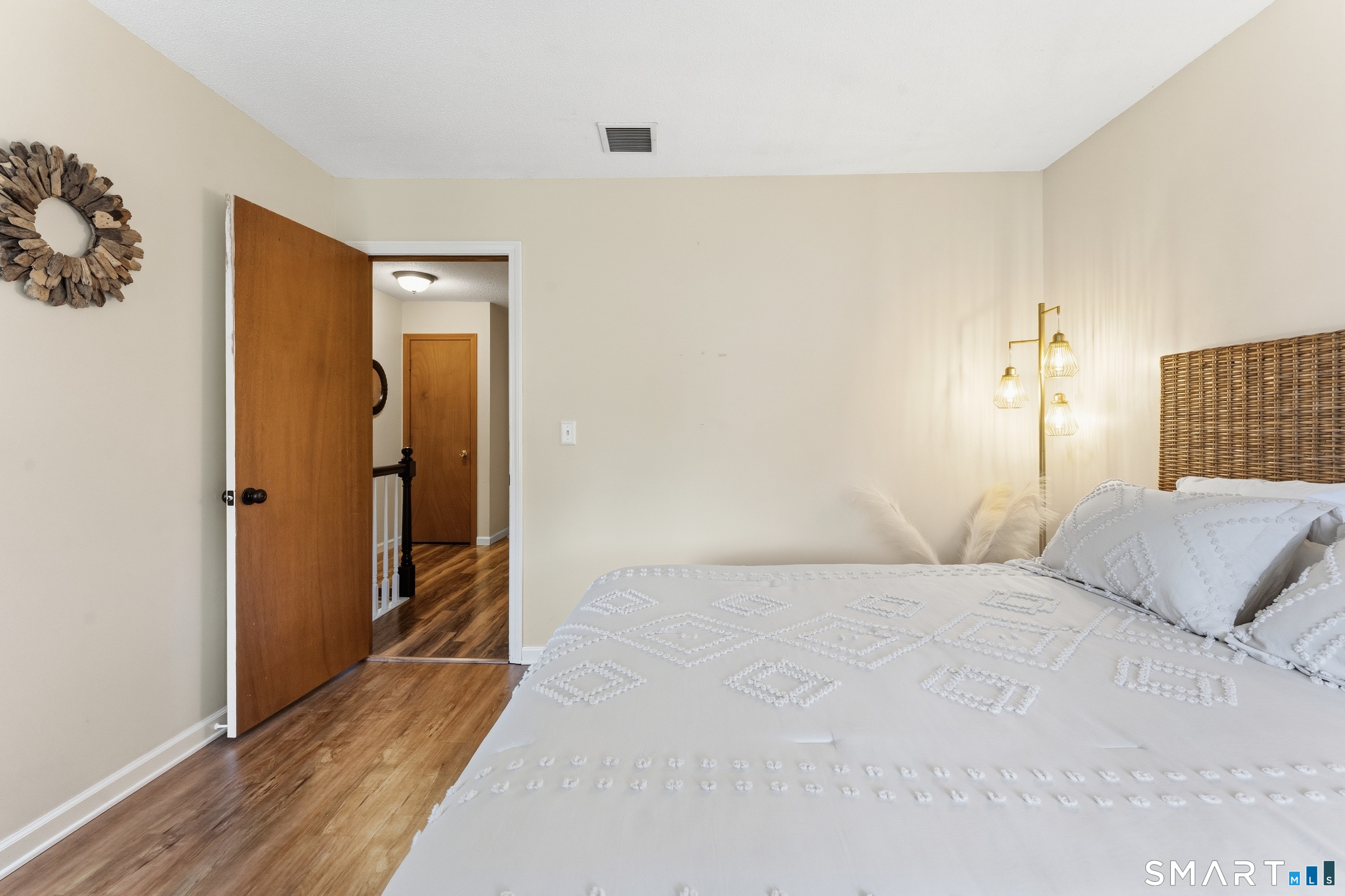 16 Vintner Place Enfield CT 06082