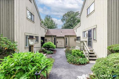 162 Heritage Village Southbury CT 06488
