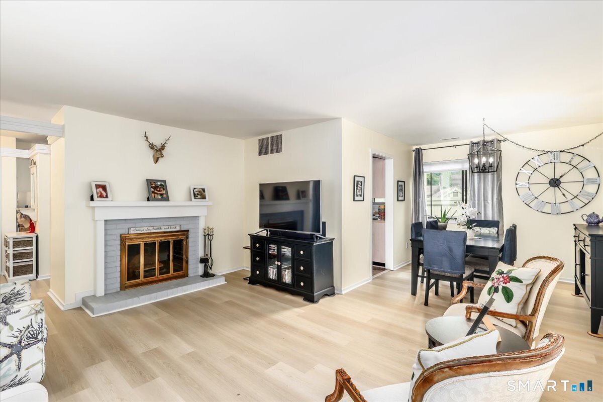 162 Heritage Village Southbury CT 06488