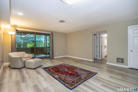 20 Wyndcliffe Park Bloomfield CT 06002