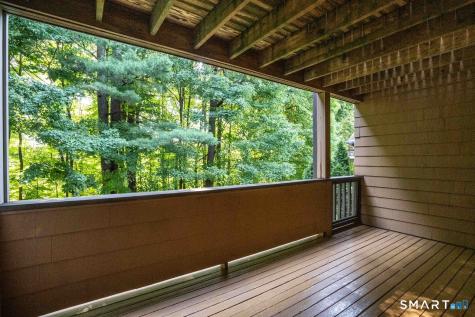 20 Wyndcliffe Park Bloomfield CT 06002