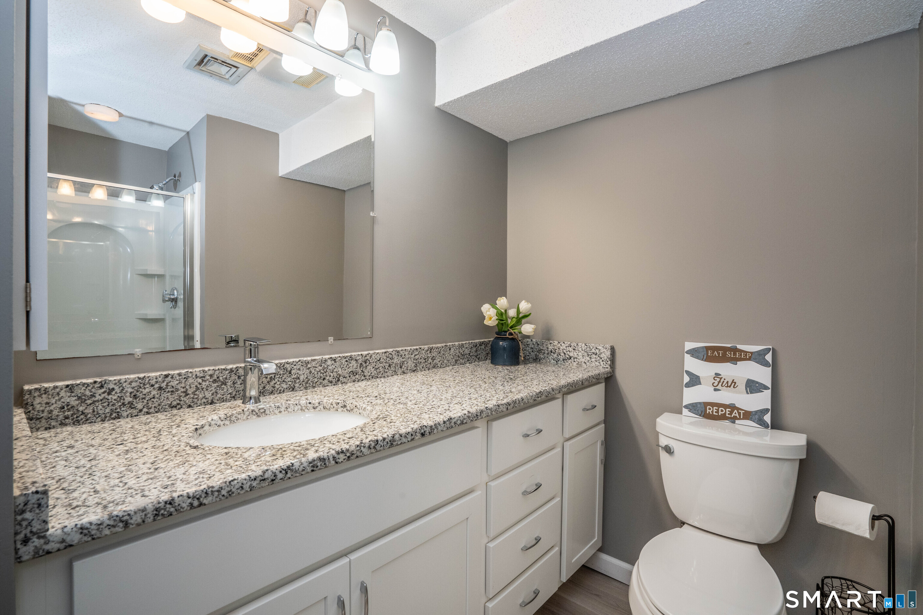 20 Wyndcliffe Park Bloomfield CT 06002