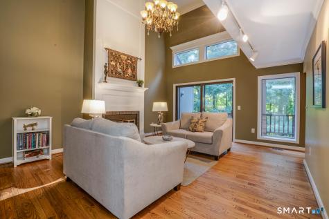 20 Wyndcliffe Park Bloomfield CT 06002