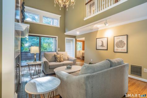 20 Wyndcliffe Park Bloomfield CT 06002