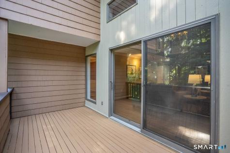 20 Wyndcliffe Park Bloomfield CT 06002