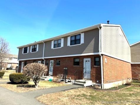305 Hampton Court Newington CT 06111