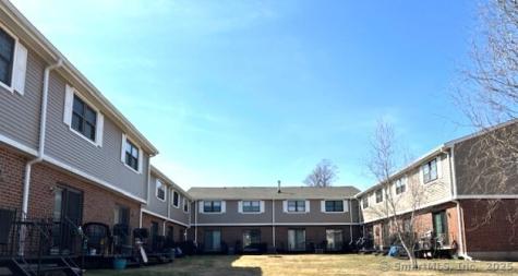 305 Hampton Court Newington CT 06111