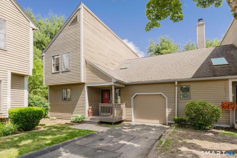 20 Elm Meadows Enfield CT 06082