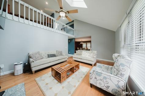 20 Elm Meadows Enfield CT 06082