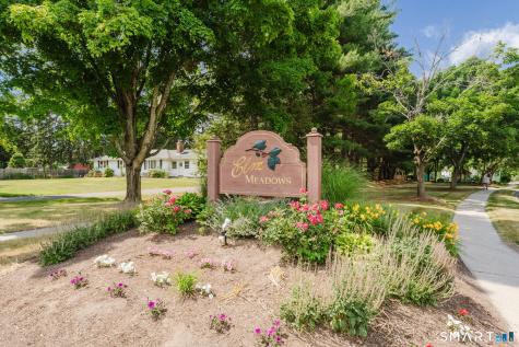 20 Elm Meadows Enfield CT 06082