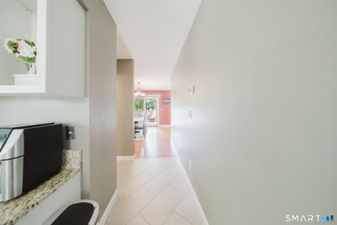 20 Elm Meadows Enfield CT 06082