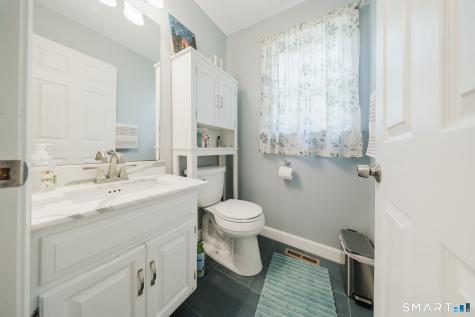 20 Elm Meadows Enfield CT 06082