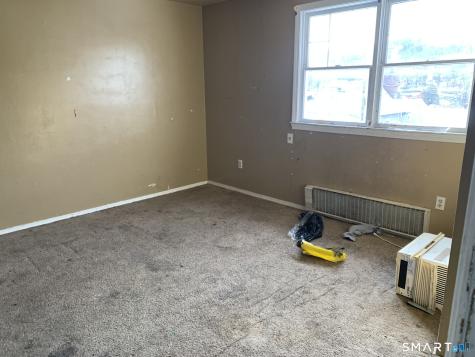 7 Davis Street Danbury CT 06810