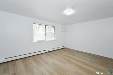 827 Blackstone Village Meriden CT 06450