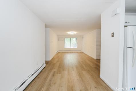 827 Blackstone Village Meriden CT 06450