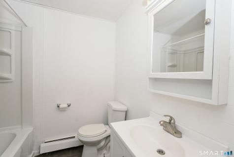827 Blackstone Village Meriden CT 06450