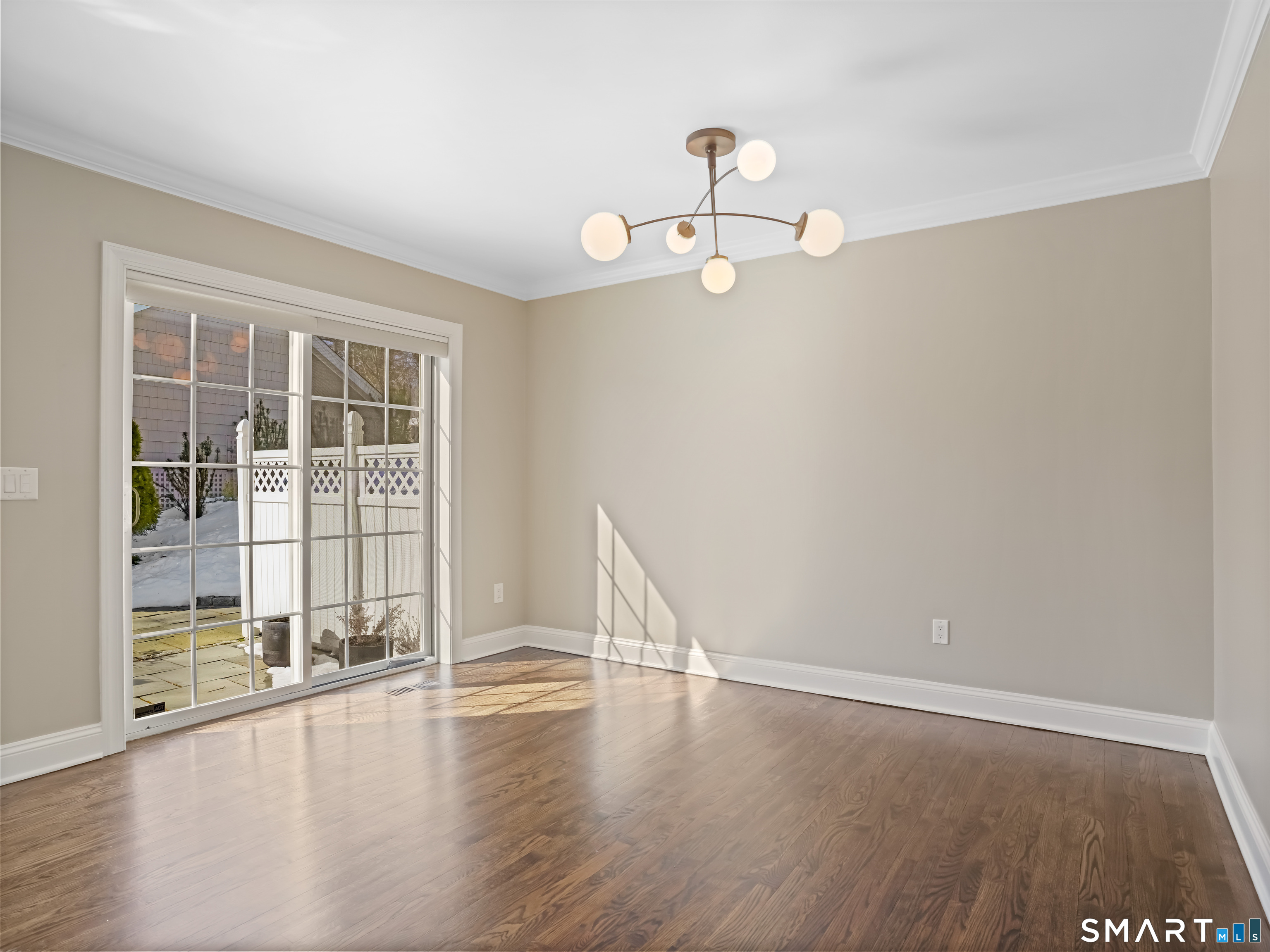 86 Forest Street New Canaan CT 06840