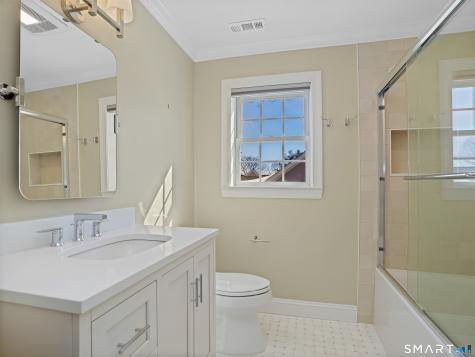 86 Forest Street New Canaan CT 06840