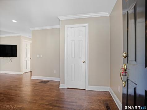 86 Forest Street New Canaan CT 06840