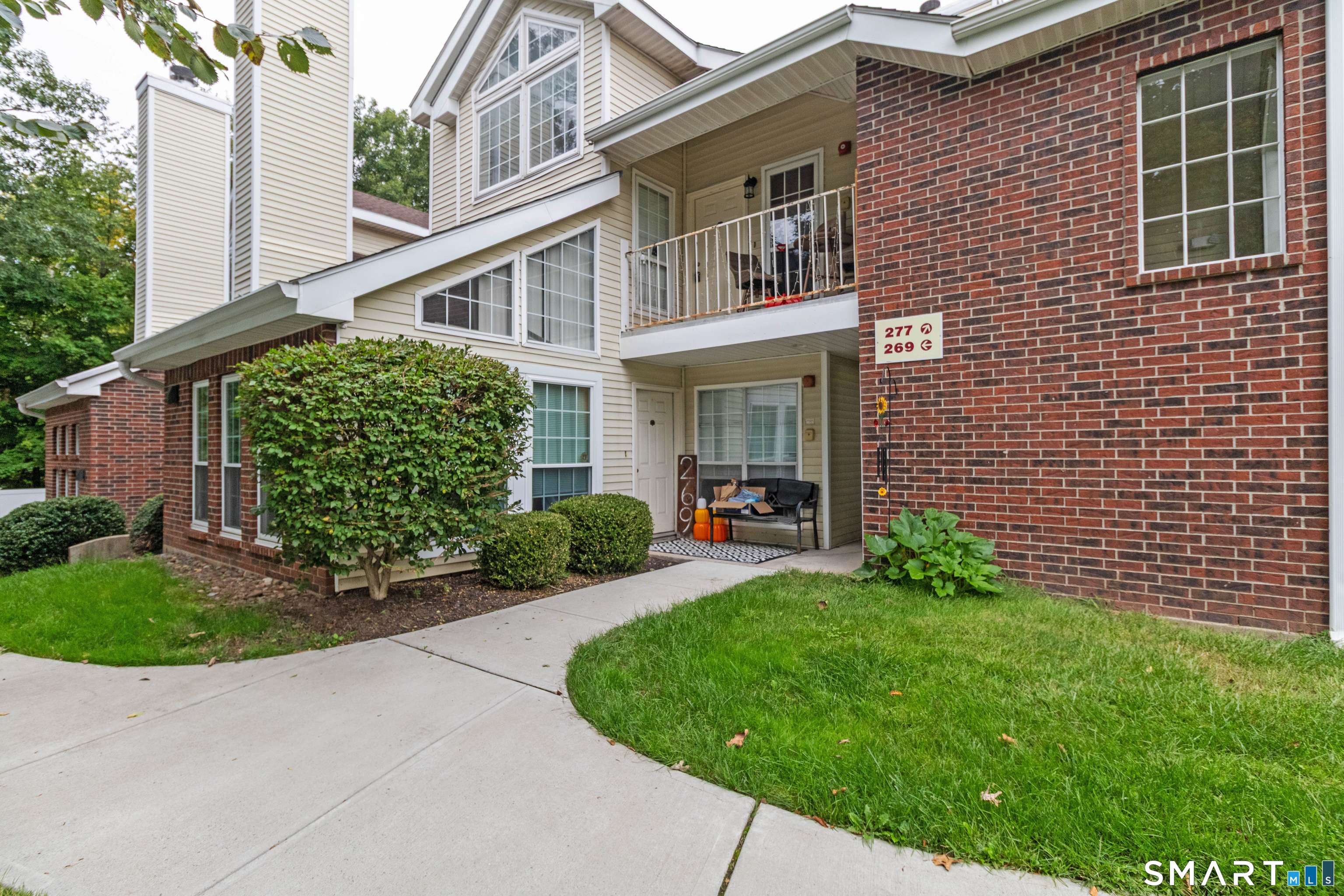 277 Carriage Crossing Lane Middletown CT 06457