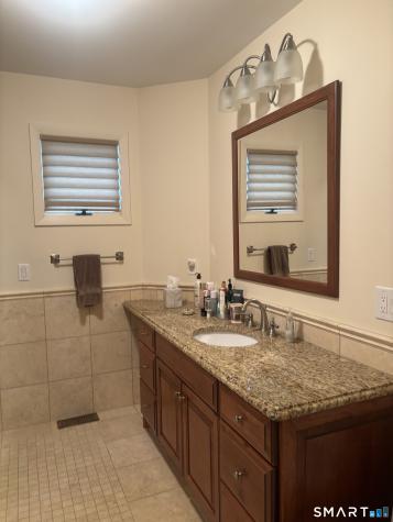 33 Brittania Drive Danbury CT 06811