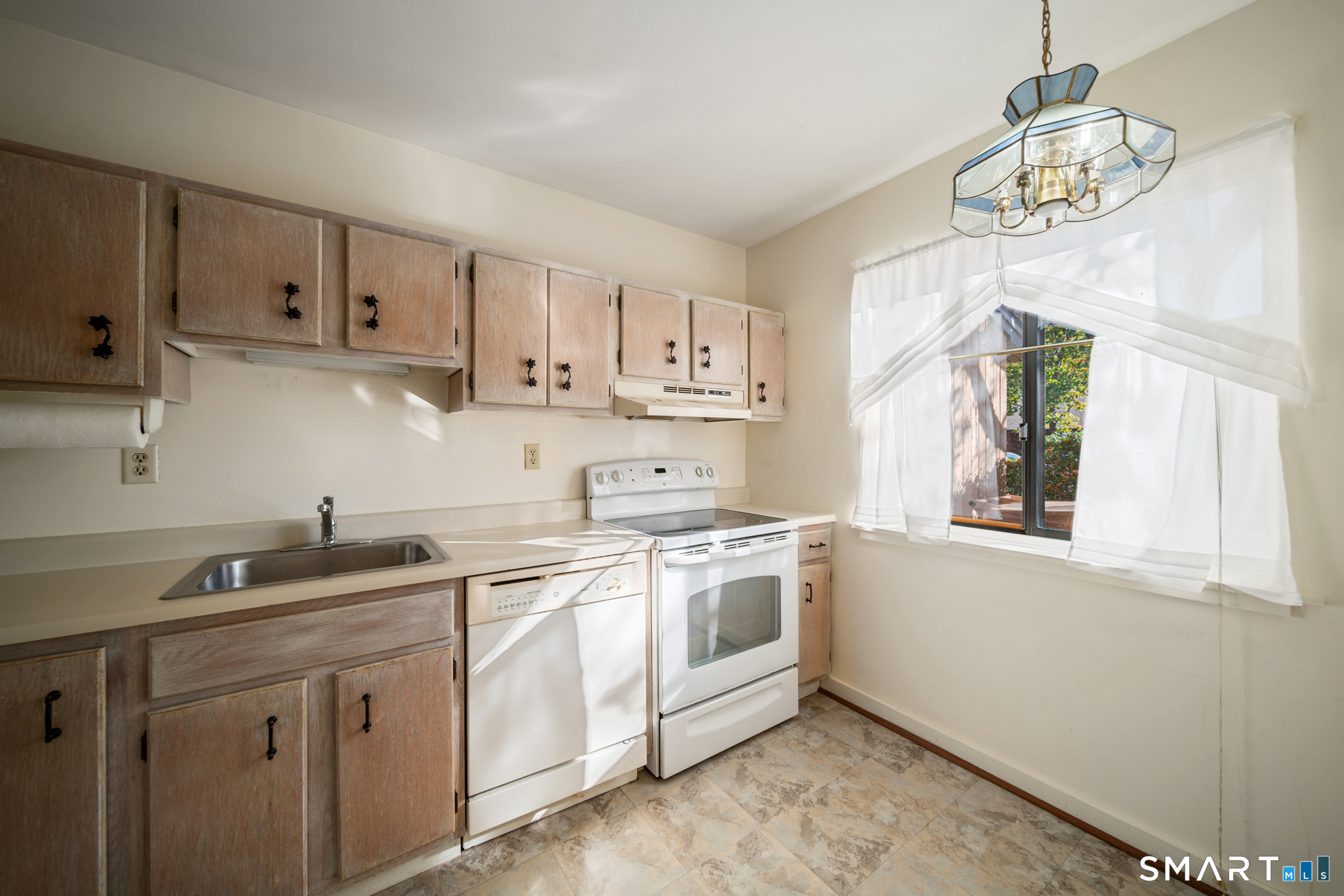 532 Asbury Ridge Shelton CT 06484